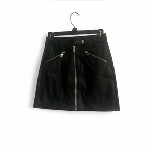 Black Zippered Faux Leather Women's Skirt